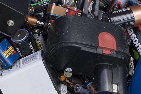 宾宾安上门回收汽车电池-废旧废铅酸电池回收